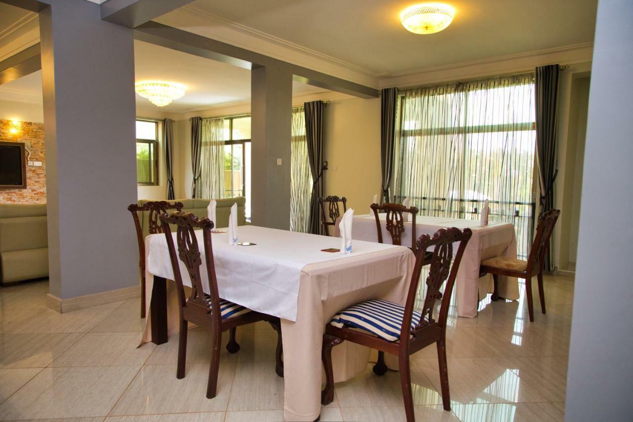 Lakepoint Villa Entebbe Exterior photo