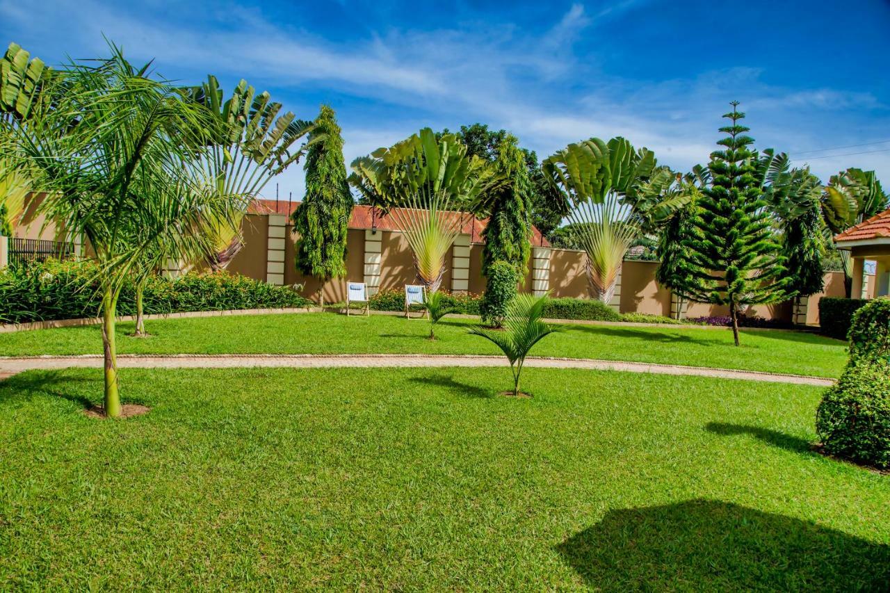 Lakepoint Villa Entebbe Exterior photo