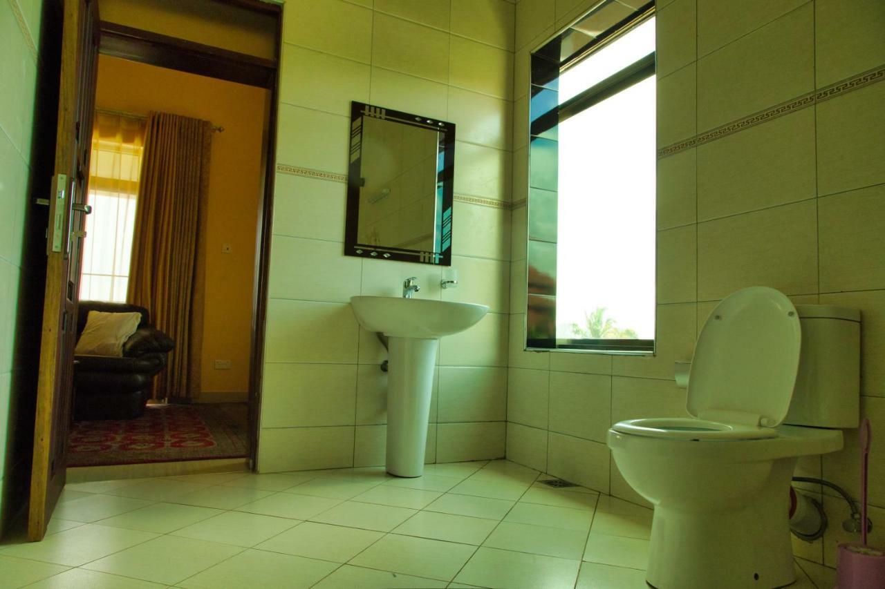 Lakepoint Villa Entebbe Exterior photo